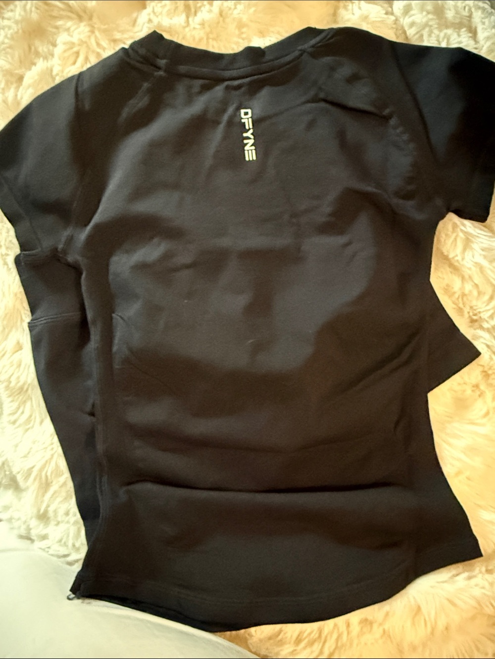 DFYNE Kids Black Active Shorts Set - Seamless Performance - Picture 3 of 4